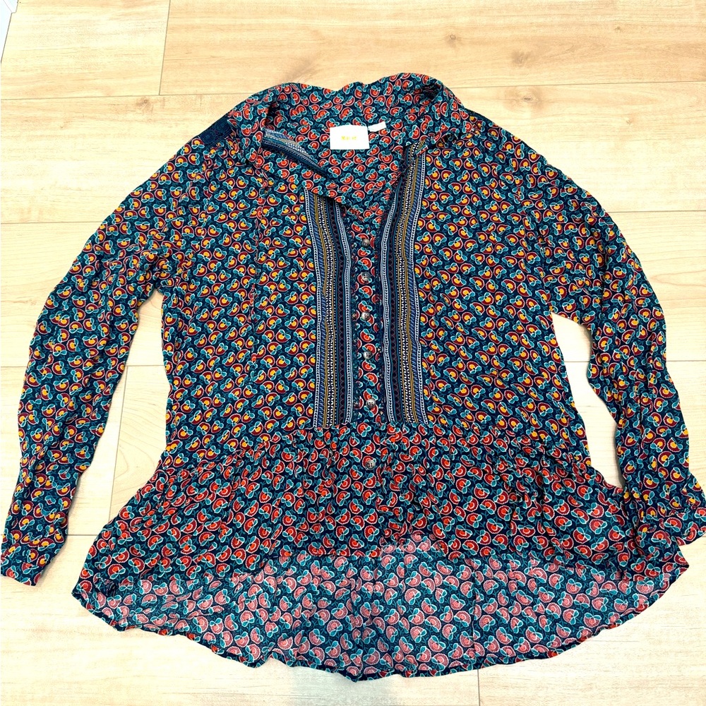 Maeve by Anthropologie high low button up tunic with lace detail